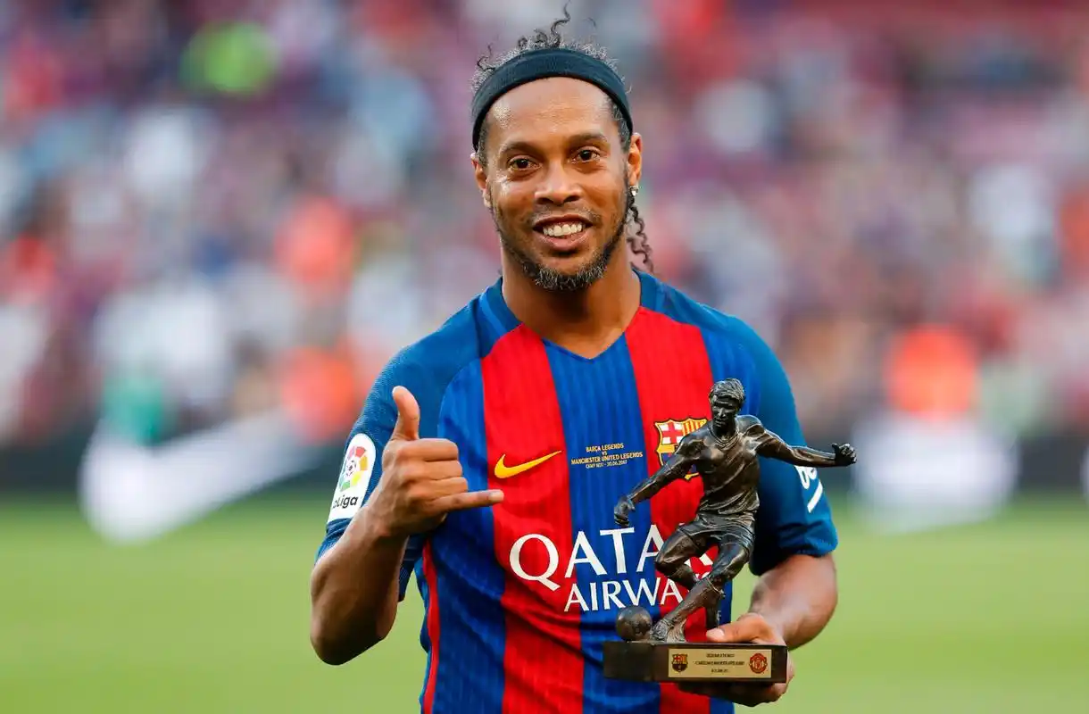 俱乐部的发 俱乐部的发